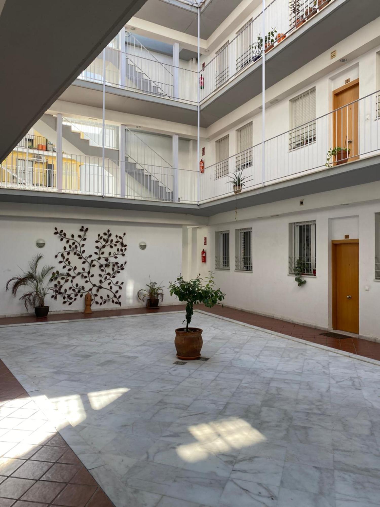 Moderno Estudio Junto Al Rio เซบีญา ภายนอก รูปภาพ